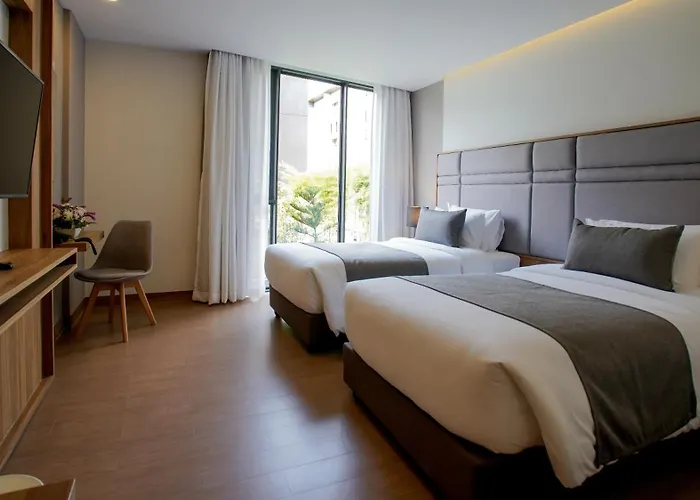 Canalis Suvarnabhumi Airport - Free Scheduled Shuttle From To Suvarnabhumi Airport Hotel Bangkok
